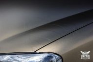 Bond Złoty matowy metalik VW Golf 6R firmy SchwabenFolia