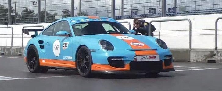 Gulf Folierung und 850PS im Porsche 997 GT2 von 9FF Video: Gulf Folierung und 850PS im Porsche 997 GT2 von 9FF