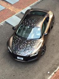 Crazy - Holographic foiling on the Audi R8 by Impressive Wrap
