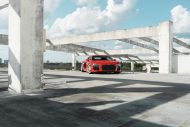 2017er Audi R8 V10 Plus na felgach aluminiowych ADV05C w calach 21