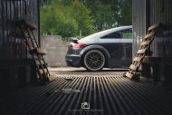 Mega chic - Audi TTrs on 20 inch mbDESIGN LV1 alloy wheels