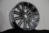 Calwing Body Kit & 26 inch alloy wheels on the Cadillac Escalade