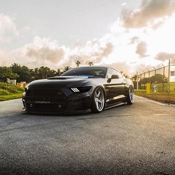 Ford Mustang GT on Vossen Wheels by tuningblog.eu