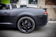 Controllare Matt Dortmund - Chevrolet Camaro in nero opaco