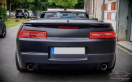 Controllare Matt Dortmund - Chevrolet Camaro in nero opaco