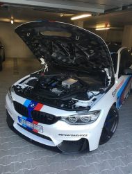 FF Retrofittings BMW M4 GTS Motorhaube auf M3 F80 3 190x251 Fotostory: BMW M3 F80 mit M4 GTS Haube by F&F Retrofittings