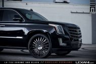 Historia de la foto: El gigante Lexani Wheels Alu's en Cadillac Escalade