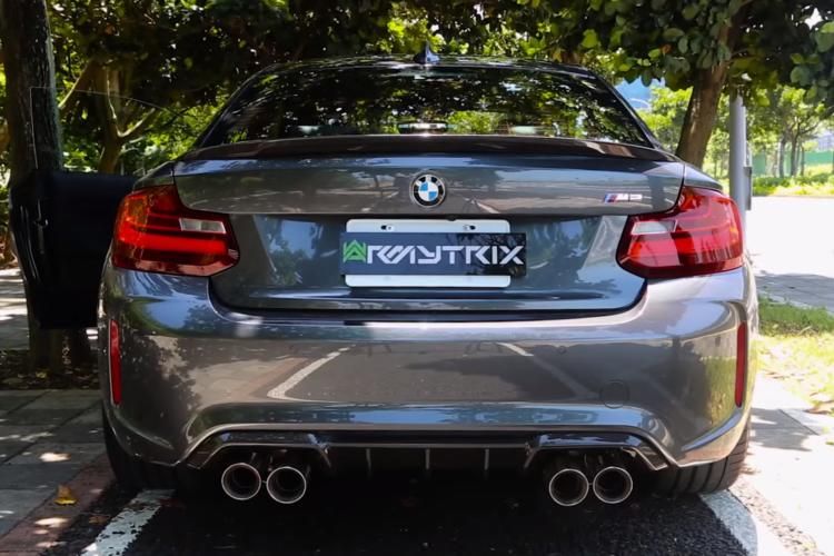 Video: Soundcheck - Armytrix sportuitlaat op de BMW M2 F87