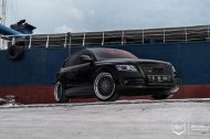 Llantas de aleación 22 pulgadas Rotiform LHR en el SUV Audi Q5 negro