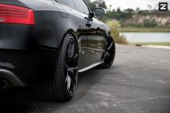 Eenvoudig en zwart! Audi A5 S5 Coupé op Zito ZS05 wielen