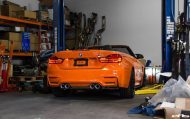 BMW M4 F83 cabriolet verniciata arancione fuoco da EAS Tuning