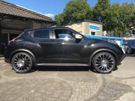 20 inches Tomason TN16 rims on the spacey Nissan Juke