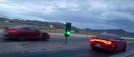 Video: Drag Race - Dodge Charger Hellcat vs. Nissan GT-R e Audi R8