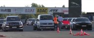 Video: Dragerace - 730PS Renntech Mercedes ML63 vs.. Dodge Hellcat