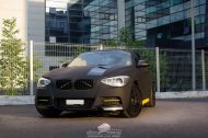 Photo Story: BMW M135i nero opaco di DCM Design