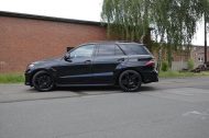 Alles zwart – Mercedes-Benz ML63 AMG van MEC-Design