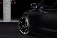 2016er Audi RS6 Avant C7 en noir mat par BlackBox-Richter