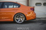 AUTOcouture Motoring BMW F80 M3 in Fire Orange auf Velos Alu’s