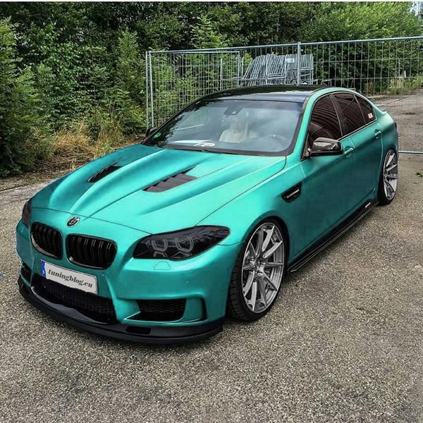 Conspicuous - BMW M5 F10 in matte light blue by tuningblog.eu