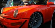 Vidéo: Porsche 911 avec V8 - World Wide Body rugueux