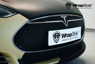 Tesla Model S in camouflage design by WrapStyle Denmark