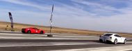 Video: Dragrace - Ferrari F12 Berlinetta contro Ferrari 488 GTB