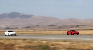 فيديو: سباق التسارع بين فيراري إف12 بيرلينيتا وفيراري 488 جي تي بي