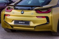 Dat is Dubai – mega felle kleuren op de BMW i8 van Abu Dhabi Motors