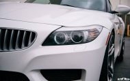 Alpino bianco BMW Z4 E89 su cerchi F80 M3 M437 di EAS