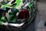Bape-camouflagepatroon op de Rolls Royce Wraith van Impressive Wrap