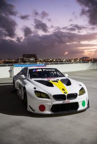 Offiziell: BMW M6 GT3 Art Car von John Baldessari veröffentlicht