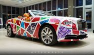 Único - Rolls-Royce Dawn Art Car de Britto y Metro Wrapz