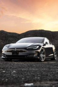 Tesla Model S di EVS Motors su cerchi Vossen HC-1