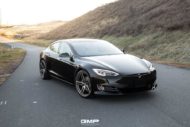 Tesla Model S firmy EVS Motors na felgach Vossen HC-1
