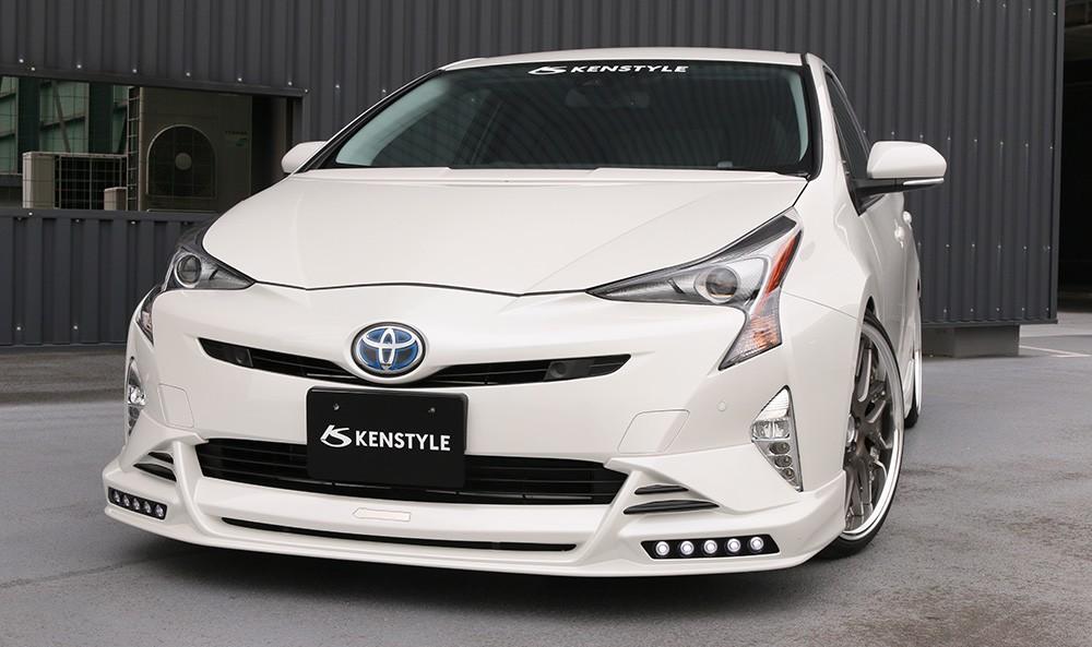 Back in the 90er - 2016 Toyota Prius with Kenstyle Bodykit