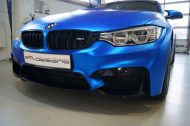 Blau Chrom Matt Folierung BMW M4 F82 Tuning 4 190x126 Blau Chrom Matt Folierung von 2M Designs am BMW M4 F82
