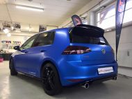 Blau Matt Metallic am VW Golf GTI Clubsport von 2M-Designs