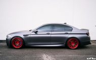 Perfekt abgestimmt &#8211; Frozen Grey BMW M5 F10 von EAS