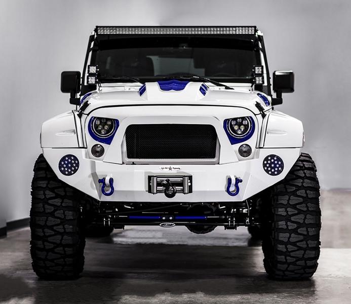 Te koop: Stormtrooper Jeep Wrangler van Voltron Motors