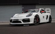 20 inch road Wheels SV1 rims on the Porsche Cayman GT4