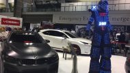 Video: Proyecto de Auto Art "Paper Bagged" Lexus NX200T