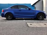 Chique BMW 1M E82 Coupé in mat blauw van BB-Films