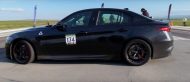 Video: Drag Race - Alfa Romeo Giulia vs BMW i8 Hybrid