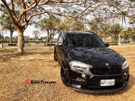 BMW X5M F85 Tuning Carbon Bodykit 3 190x142 Schwarzer BMW X5M F85 vom Tuner EDO Tuning aus China