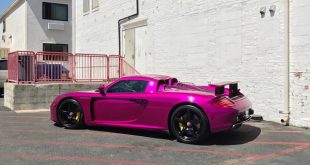 Folierung Porsche Carrera GT RDBLA Pink 4 310x165 RDB LA auto shop   Widebody Ferrari 488 GTB auf Forgiatos