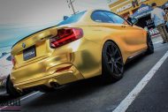 Niet te missen – mat goud verijdelde BMW M235i van ModBargains