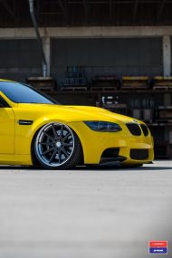 Obvious - BMW E90 M3 in bright yellow with VWS-1 Alu's