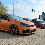 Lectores de coches - VW Golf MK6 R en naranja mate y descenso
