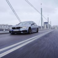 BMW 5er G30 550i on Ferrada F8-FR8 rims & Airride