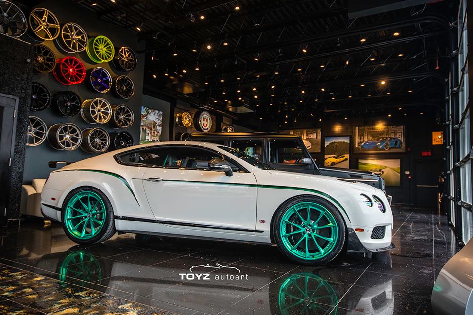 Rarity - Bentley Continental GT3-R on HRE S204 rims